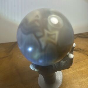 Beautiful banded, agate sphere with small drees, beautiful banding 314g